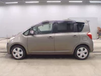 Toyota RACTIS лот № 5627 оценка 3.5  с аукциона в Японии 3