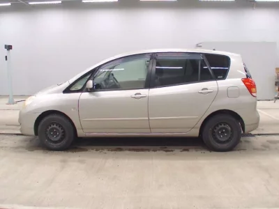 Toyota COROLLA SPACIO  с аукциона в Японии