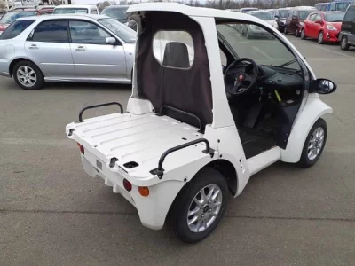 Toyota COMS