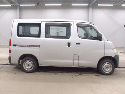 Toyota TOWN ACE VAN  с аукциона в Японии