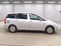 Toyota WISH лот № 5623 оценка 3.5  с аукциона в Японии 2