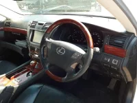 Lexus LS лот № 5641 оценка 3.5  с аукциона в Японии 6