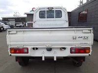 Honda ACTY TRUCK лот № 9067 оценка R  с аукциона в Японии 8