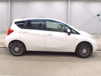 Nissan NOTE лот № 5629 оценка 3.5  с аукциона в Японии 2