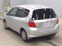 Honda FIT лот № 5646 оценка 3  с аукциона в Японии 5