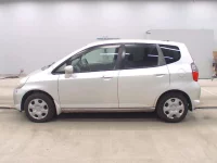 Honda FIT лот № 5646 оценка 3  с аукциона в Японии 3