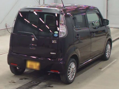 Suzuki MRWAGON