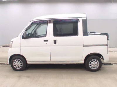 Subaru SAMBAR