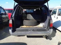 Toyota HILUX SURF лот № 3407 оценка 2  с аукциона в Японии 10