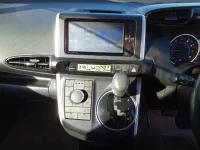 Toyota WISH лот № 3433 оценка 3.5  с аукциона в Японии 8