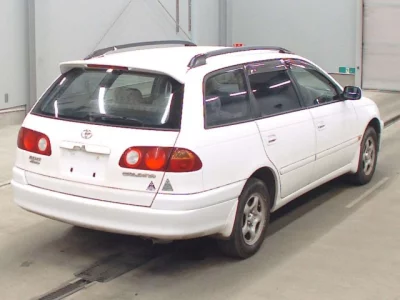 Toyota CALDINA