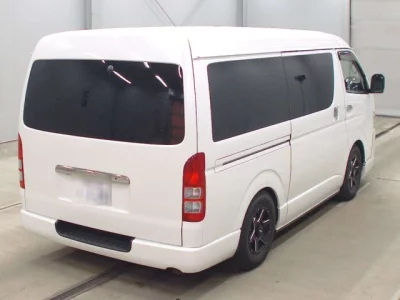 Toyota HIACE VAN  с аукциона в Японии