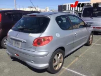 Peugeot 206 лот № 8239 оценка 3.5  с аукциона в Японии 5