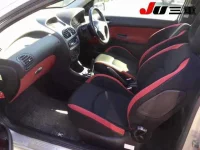 Peugeot 206 лот № 8239 оценка 3.5  с аукциона в Японии 2