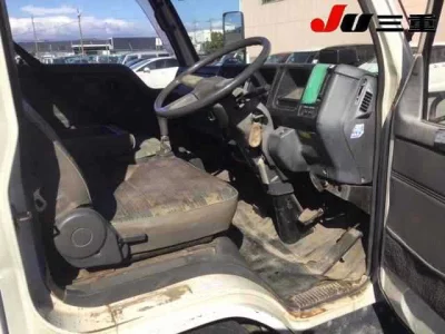 Mazda TITAN  с аукциона в Японии