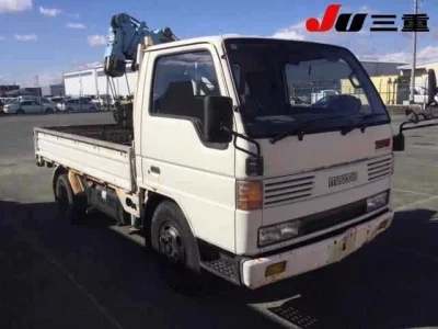 Mazda TITAN  с аукциона в Японии