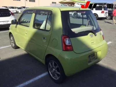 Daihatsu Esse