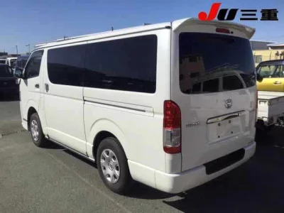 Toyota HiAce Van
