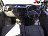 Mitsubishi MINICAB VAN лот № 8231 оценка R  с аукциона в Японии 6