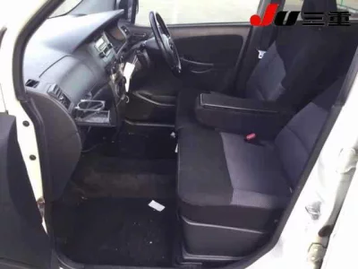 Daihatsu MOVE  с аукциона в Японии