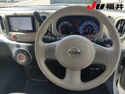 Nissan CUBE  с аукциона в Японии