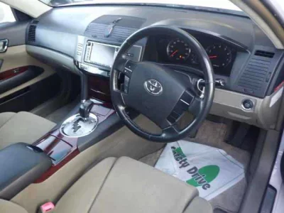 Toyota MARK X  с аукциона в Японии