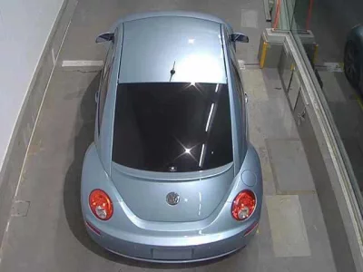 Volkswagen NEW BEETLE