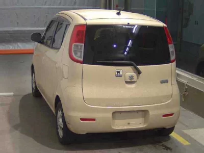Suzuki MRWAGON