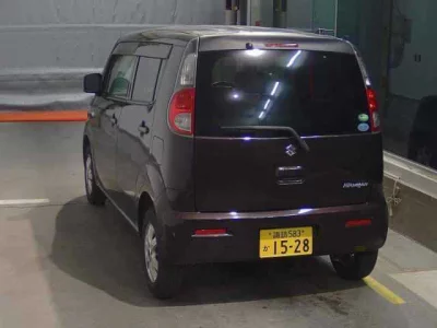 Suzuki MRWAGON