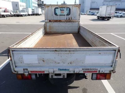 Mazda TITAN  с аукциона в Японии