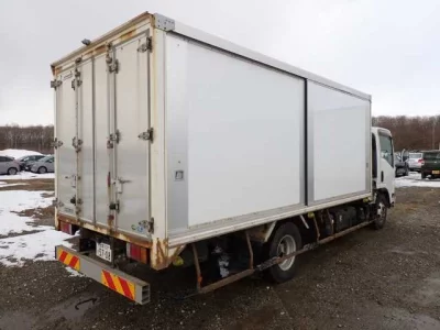 Isuzu ELF