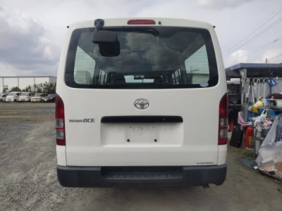 Toyota REGIUS ACE VAN