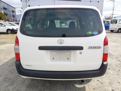 Toyota SUCCEED