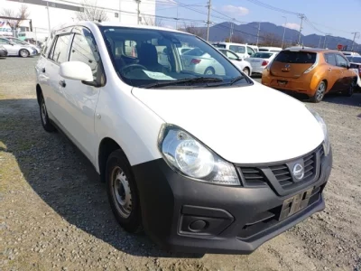 Nissan AD