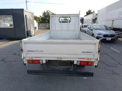 Nissan ATLAS  с аукциона в Японии