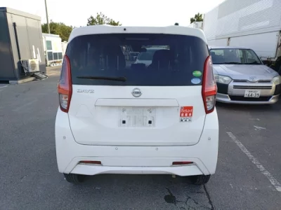 Nissan DAYZ  с аукциона в Японии