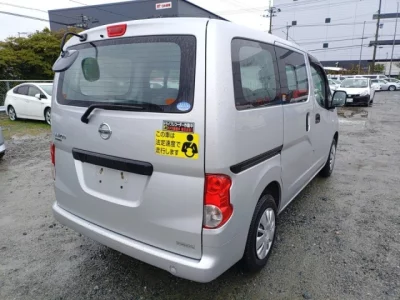 Nissan NV200