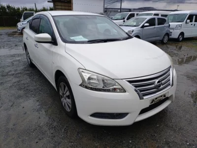 Nissan SYLPHY  с аукциона в Японии