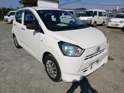 Daihatsu MIRA E S