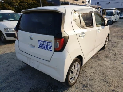 Daihatsu MIRA E S