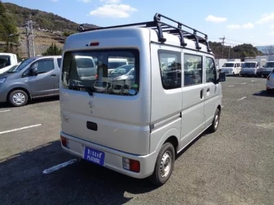 Nissan CLIPPER VAN