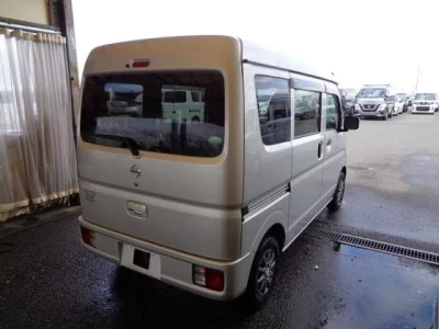 Nissan CLIPPER VAN
