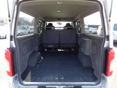 Nissan CARAVAN VAN