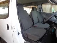 Nissan CARAVAN VAN лот № 1615 оценка 3.5  с аукциона в Японии 7