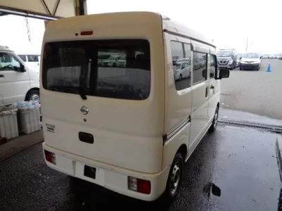 Nissan CLIPPER VAN