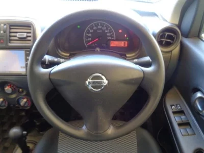 Nissan MARCH  с аукциона в Японии