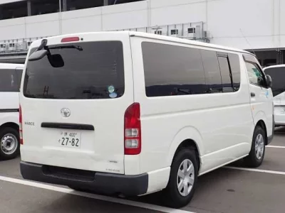 Toyota HIACE VAN  с аукциона в Японии