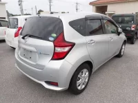 Nissan NOTE лот № 1002 оценка 4  с аукциона в Японии 1