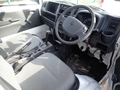 Nissan CLIPPER TRUCK