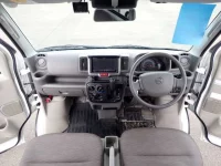 Nissan CLIPPER VAN лот № 99 оценка R  с аукциона в Японии 3